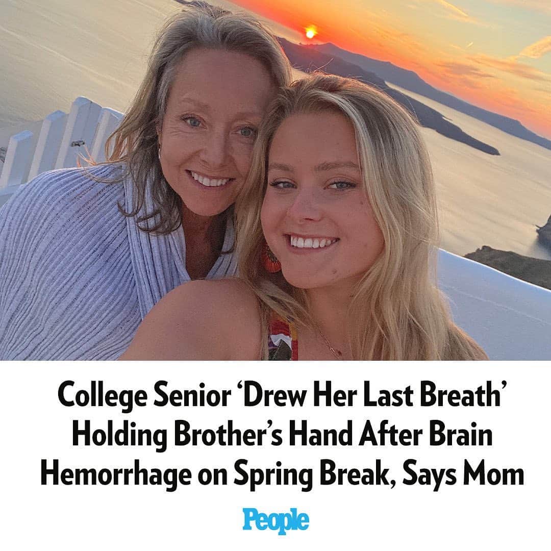 People Magazineさんのインスタグラム写真 (People MagazineInstagram)「College senior