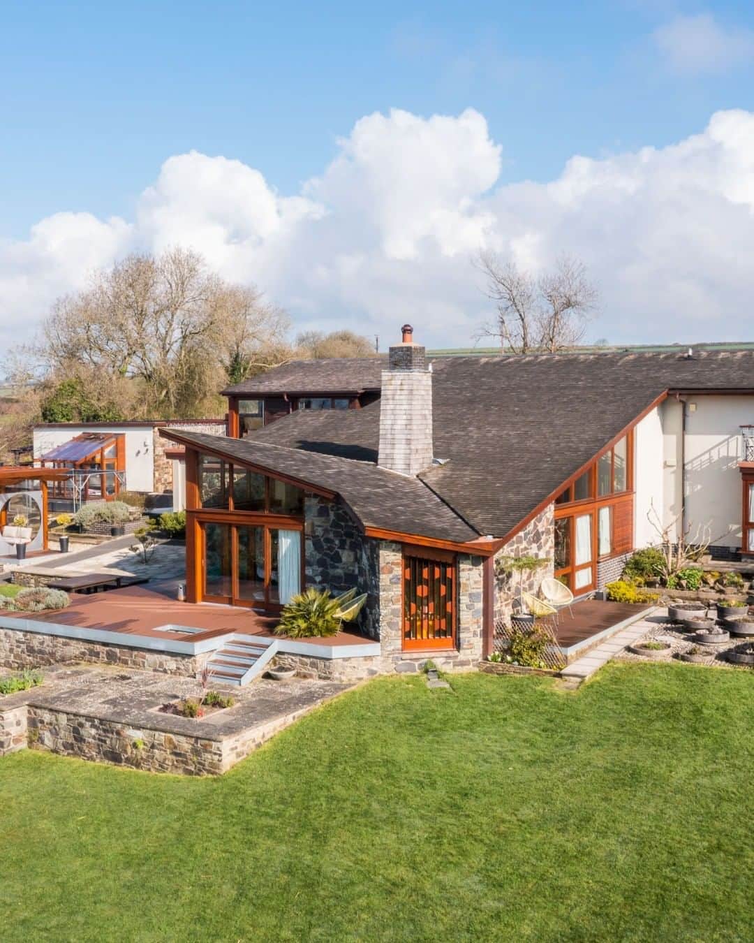 The Modern Houseさんのインスタグラム写真 (The Modern HouseInstagram)「forsale