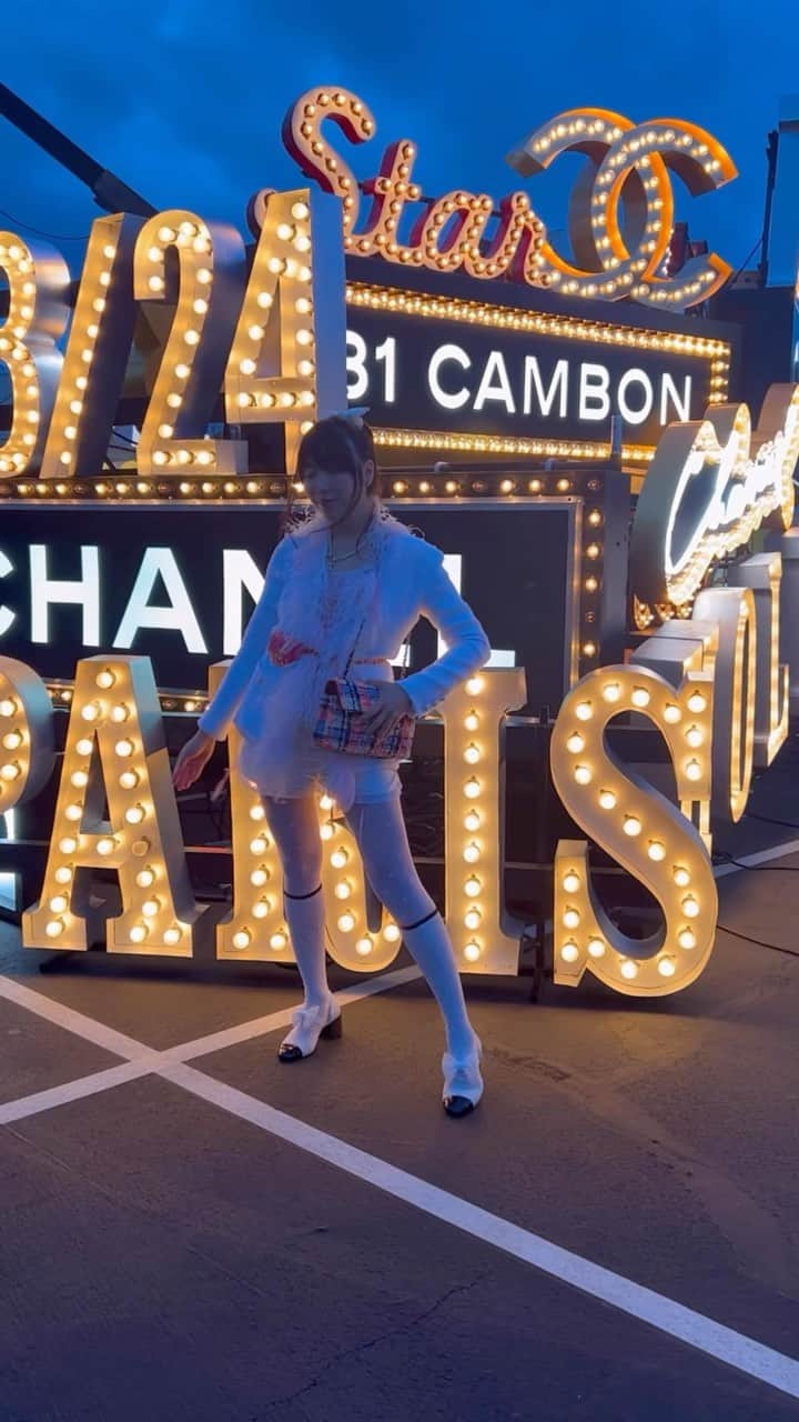 スージー・ロウさんのインスタグラム動画 (スージー・ロウInstagram)「It’s 2am but am on a post