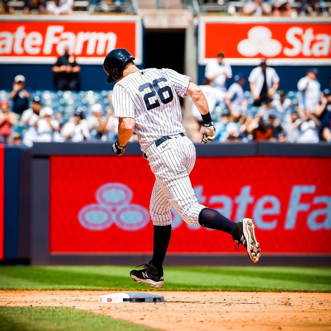 ニューヨーク・ヤンキースさんのインスタグラム写真 (ニューヨーク・ヤンキースInstagram)「Boom & Broom.」5月11日