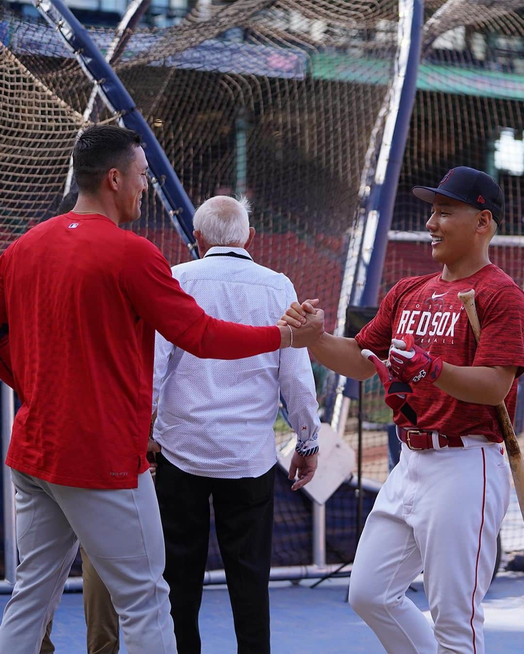 MLBさんのインスタグラム写真 (MLBInstagram)「Team Japan outfielders Lars Nootbaar and Masataka Yoshida meet