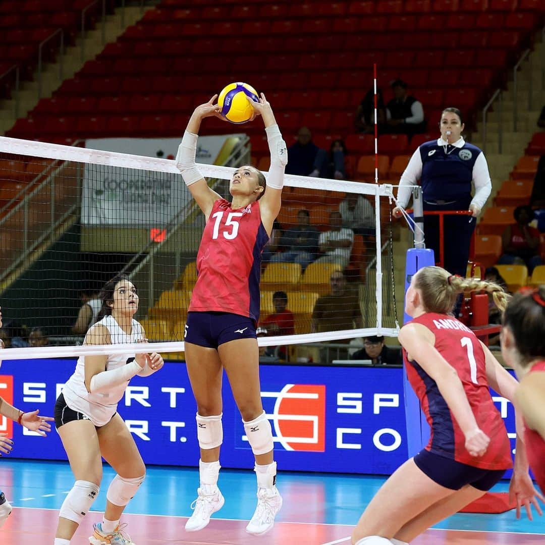 USA Volleyballさんのインスタグラム写真 (USA VolleyballInstagram)「Blaire Bayless