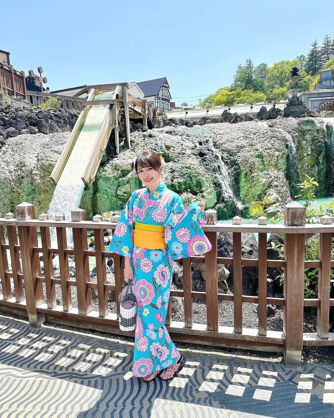 浅井麻里さんのインスタグラム写真 (浅井麻里Instagram)「👘草津温泉湯畑♨️ ⁡ 草津温泉といえば、湯畑 ♨️ ⁡ やっぱり温泉地