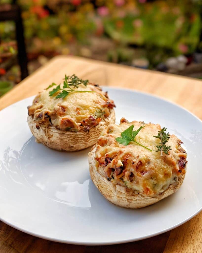 Gefüllte Champignons Low Carb und vegetarisch Instakoch.de