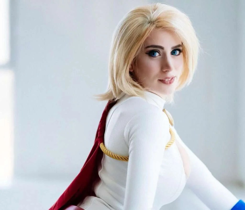 Who Is Elizabeth Rage? Age, Biography, Wiki, Height, Weight, Instagram, Cosplayer, Net Worth, 7