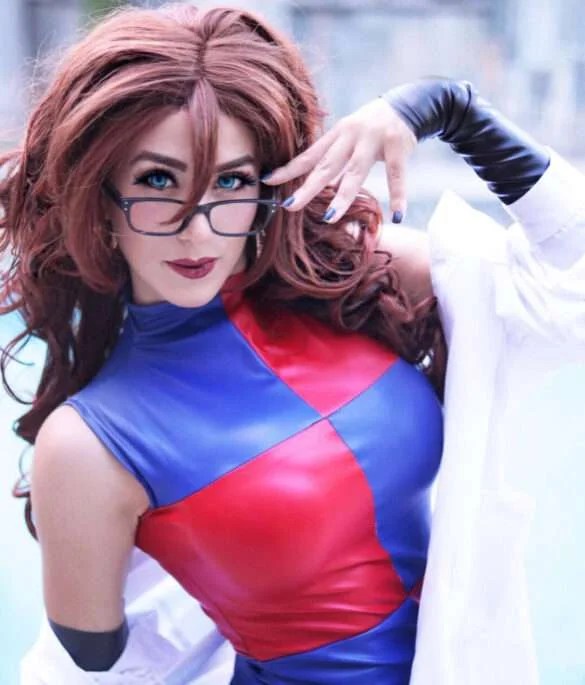 Who Is Elizabeth Rage? Age, Biography, Wiki, Height, Weight, Instagram