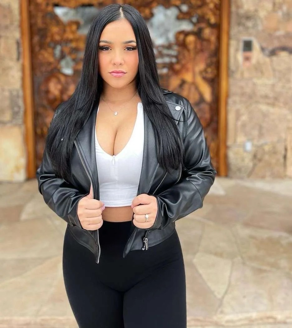 How Old Is Andrea Lopez? Age, Biography, TikToker Of USA, Adult Creator