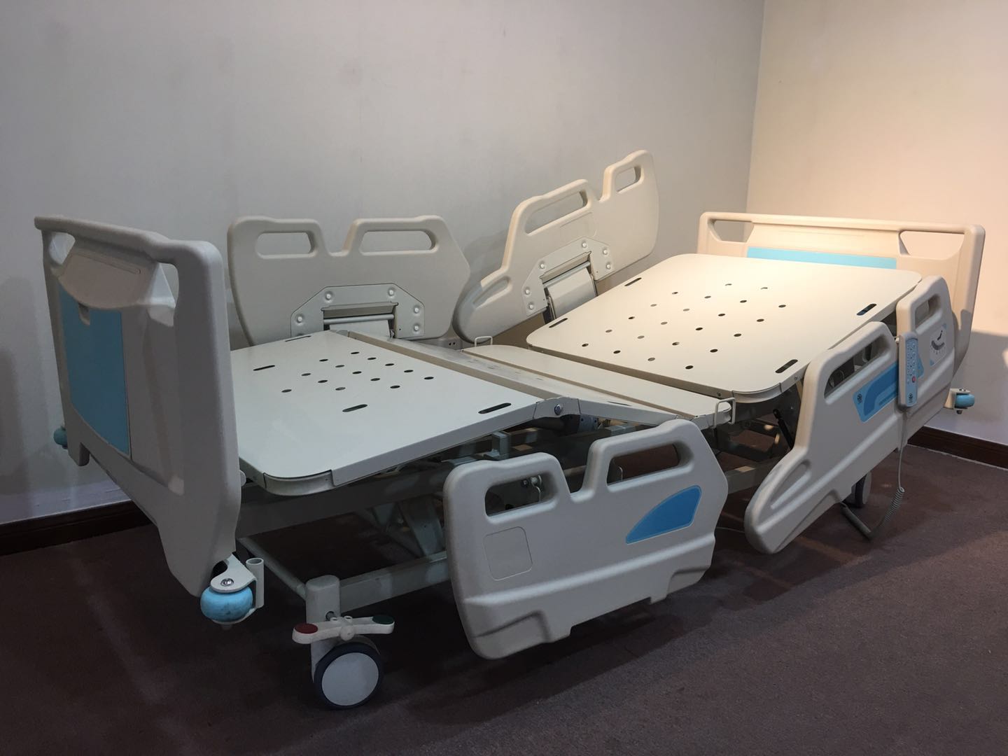 Hospital beds Medical beds available in China with CE, ISO, FDA