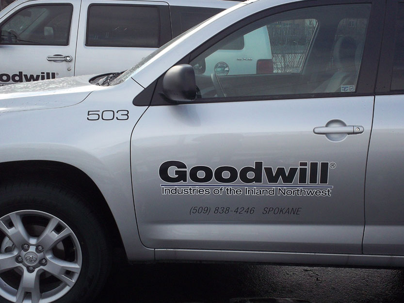 Truck Graphics, Fleet Lettering & US DOT’s Instant Sign Factory