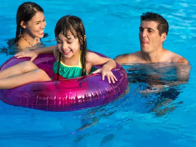 Private Swimming Classes Near Me Teach Kids to Swim
