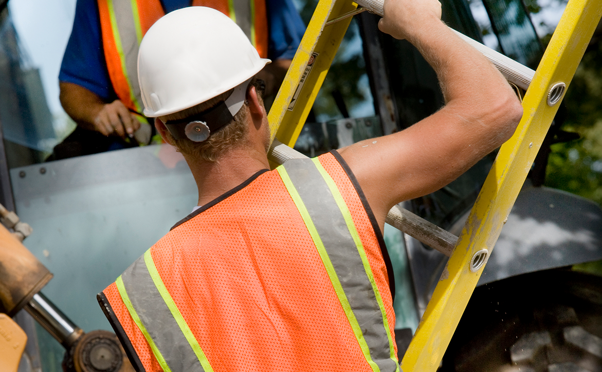ABCs of Personal Fall Arrest Systems INSURICA