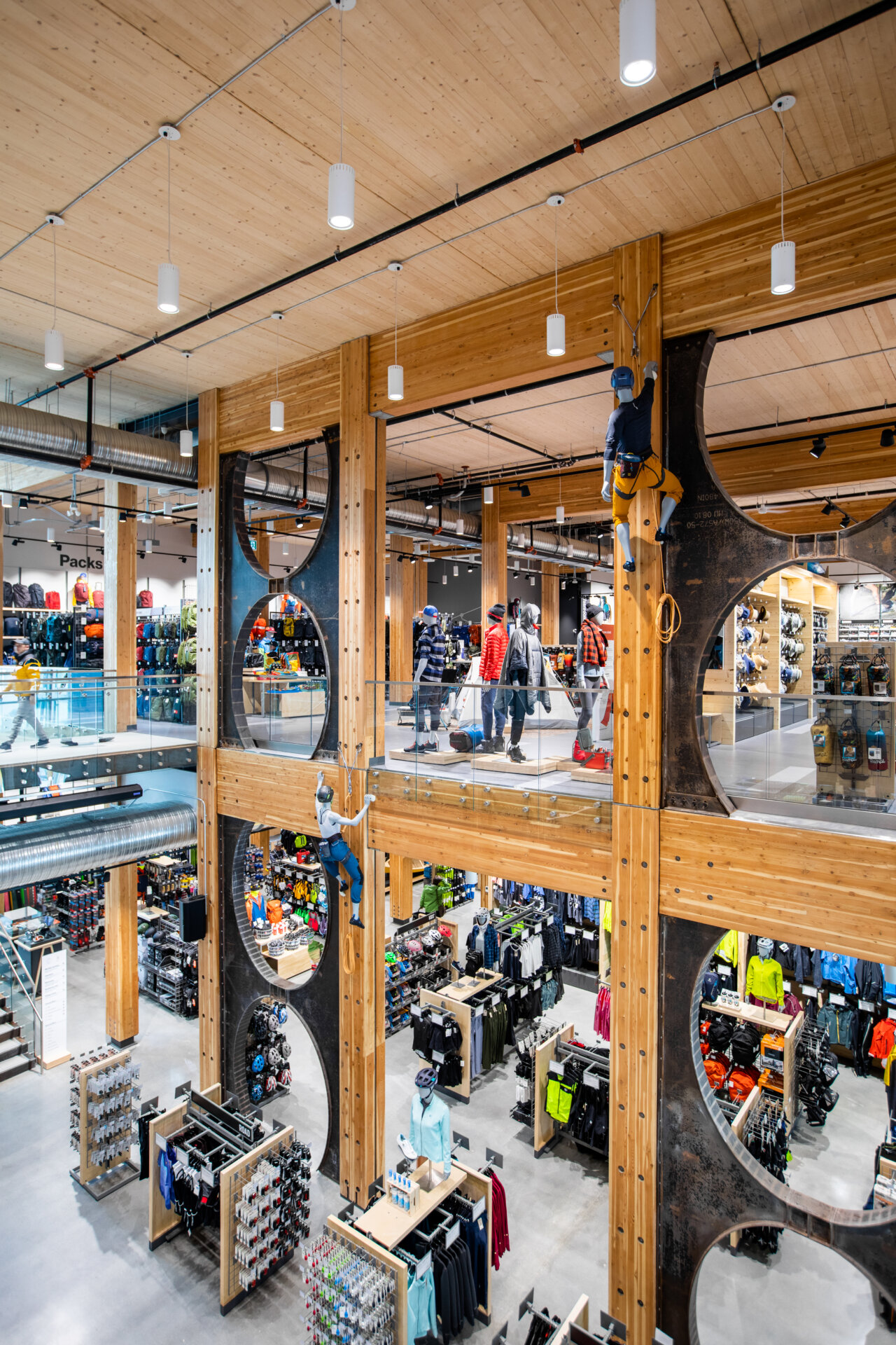 Mountain Equipment Coop (MEC) Vancouver INT Design