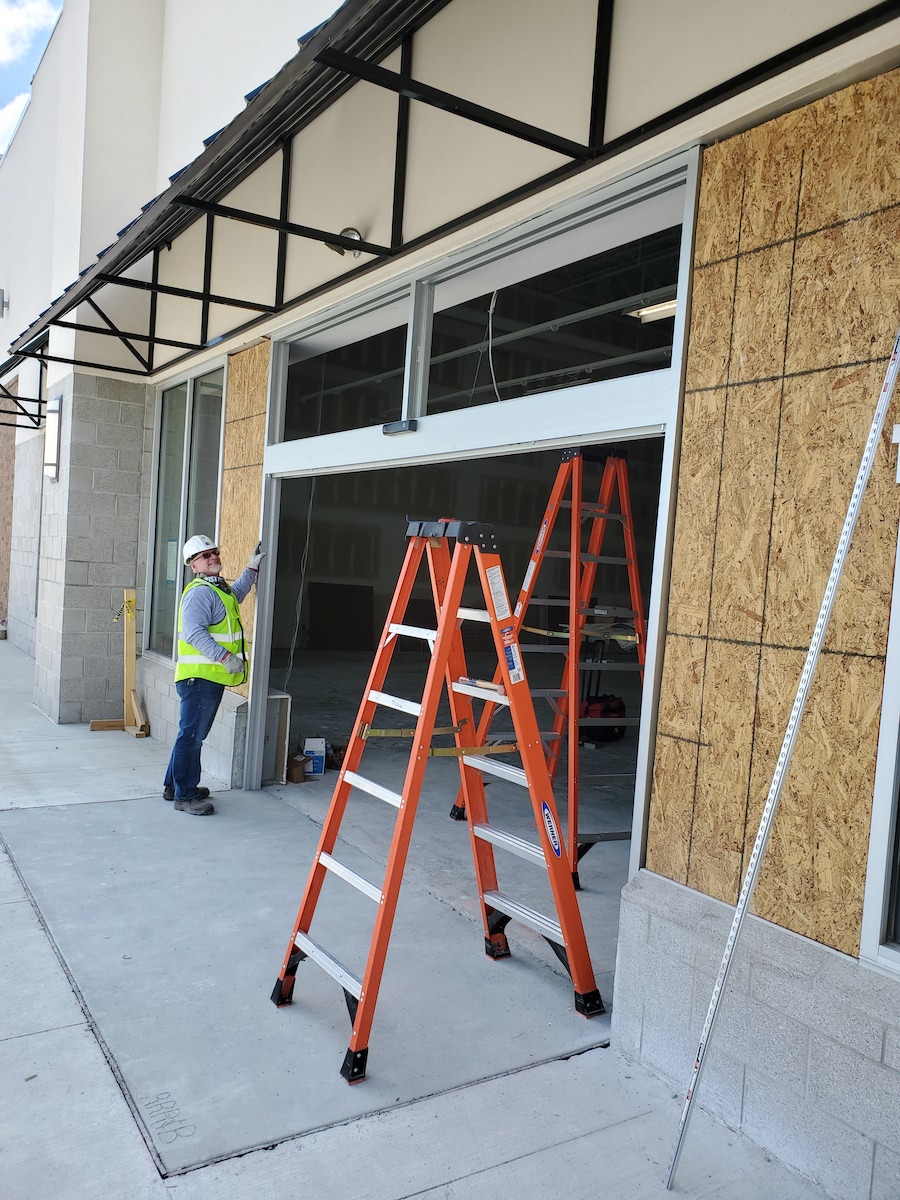 Pet Supplies Plus Huntsville, AL Integrated Openings Solutions