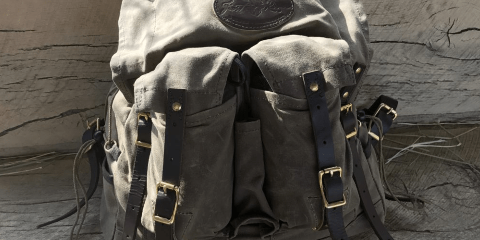 について Frost River Isle Royale Bushcraft Backpack Durable Waxed Canvas