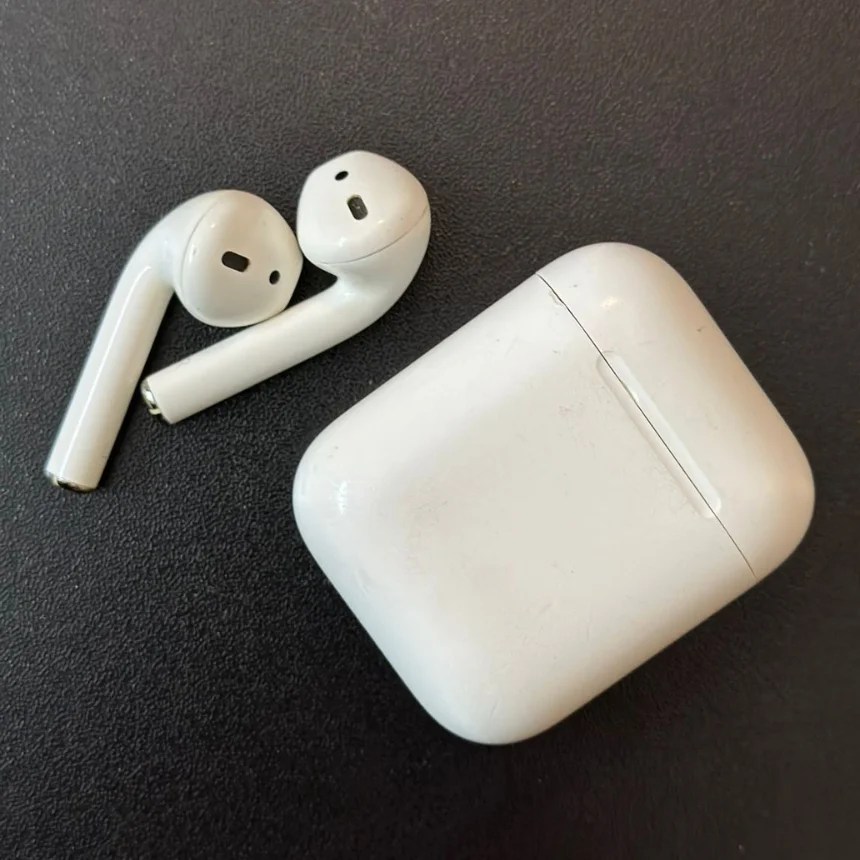 Can AirPods Damage Hearing? Integraudio