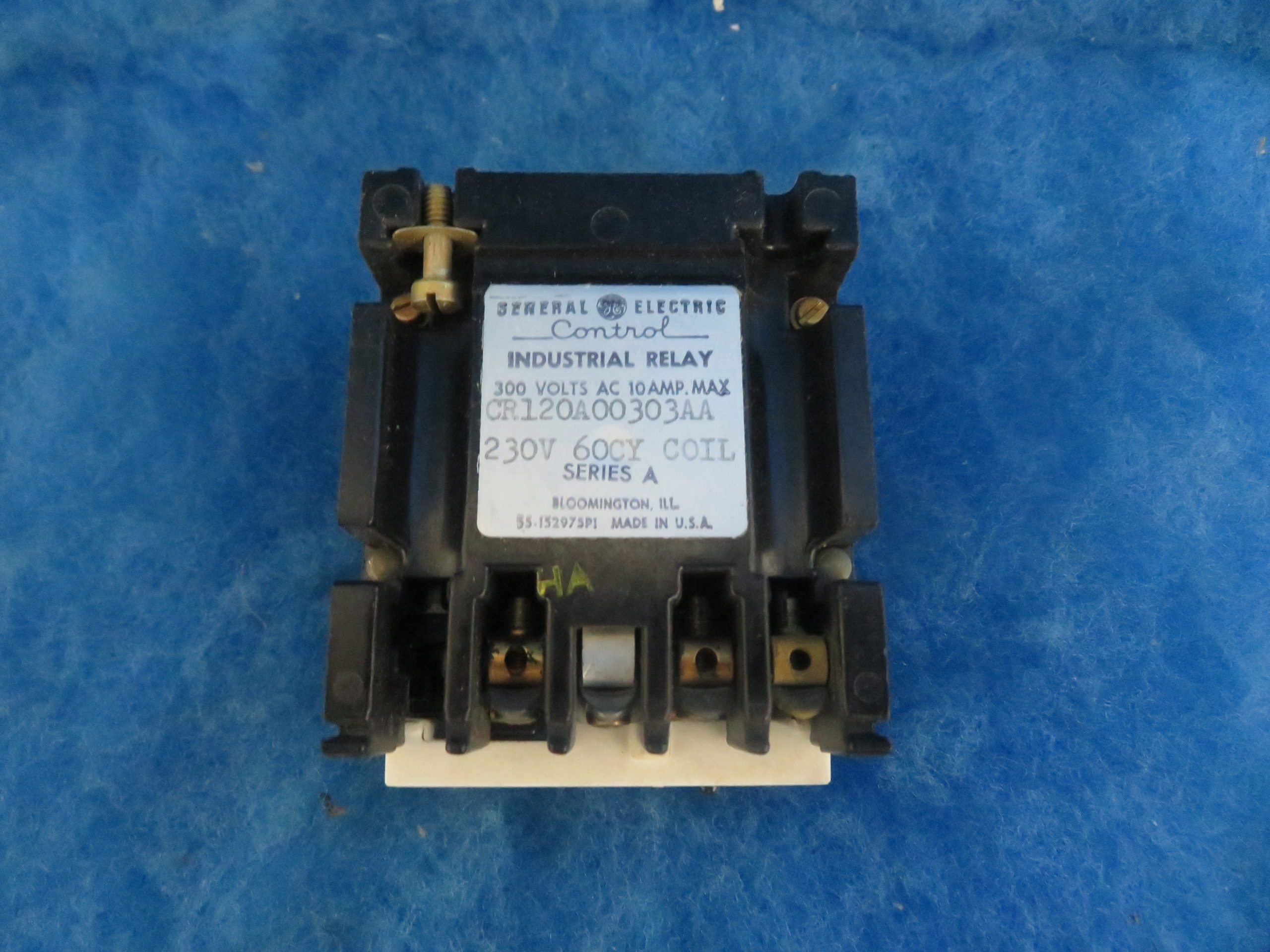 NIB CR120A00303AA 10A 230V Industrial Relay + 1 Year Warranty