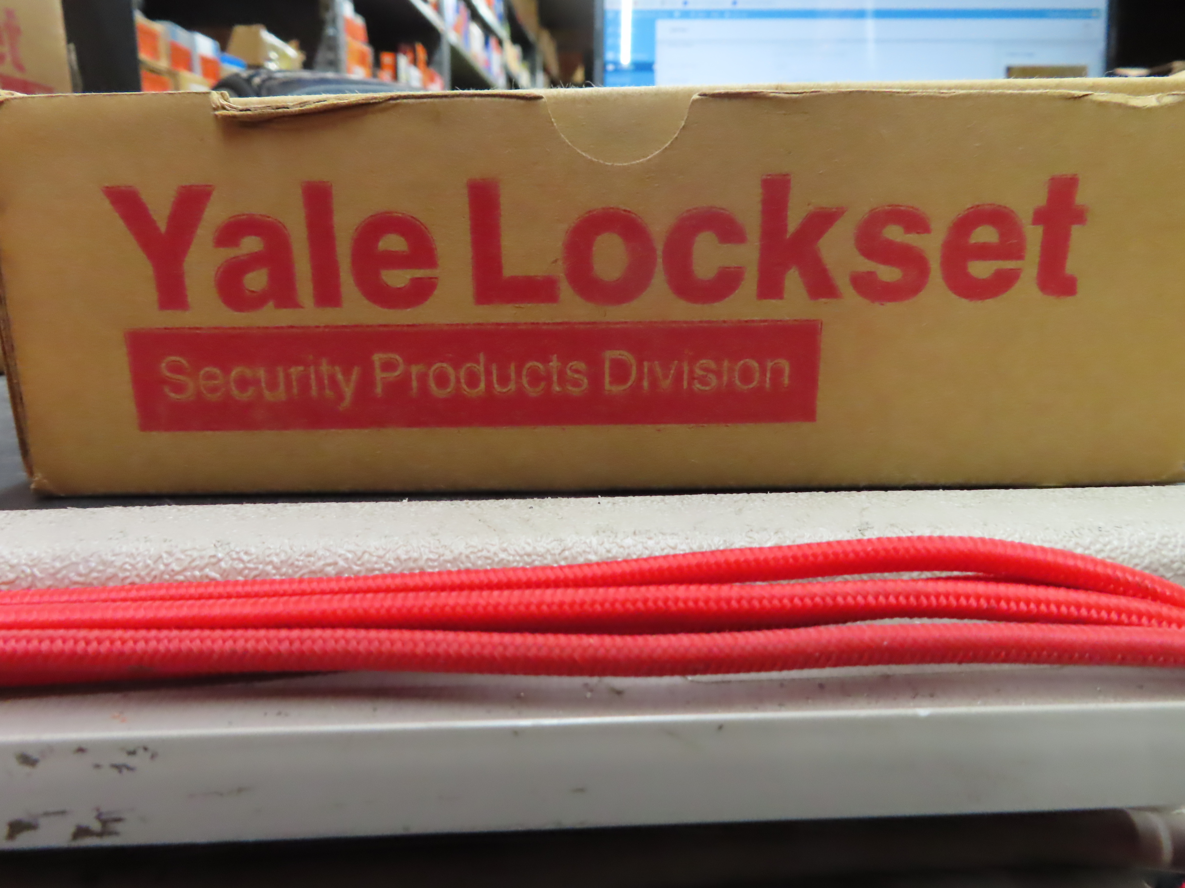 YALE COMMERCIAL GRADE PASSAGE SET 5401 LF 3 LOCKSET 1YEAR WARRANTY