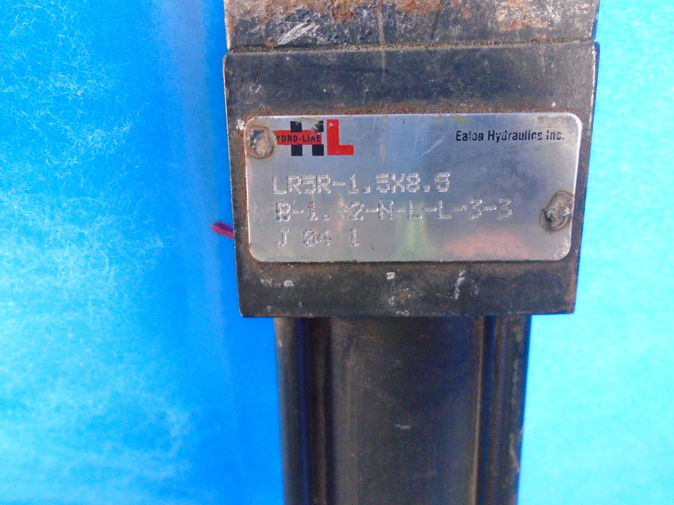 EATON HYDRAULICS INC HYDROLINE HYDRAULIC CYLINDER LR5R1.5X8.5 1YR