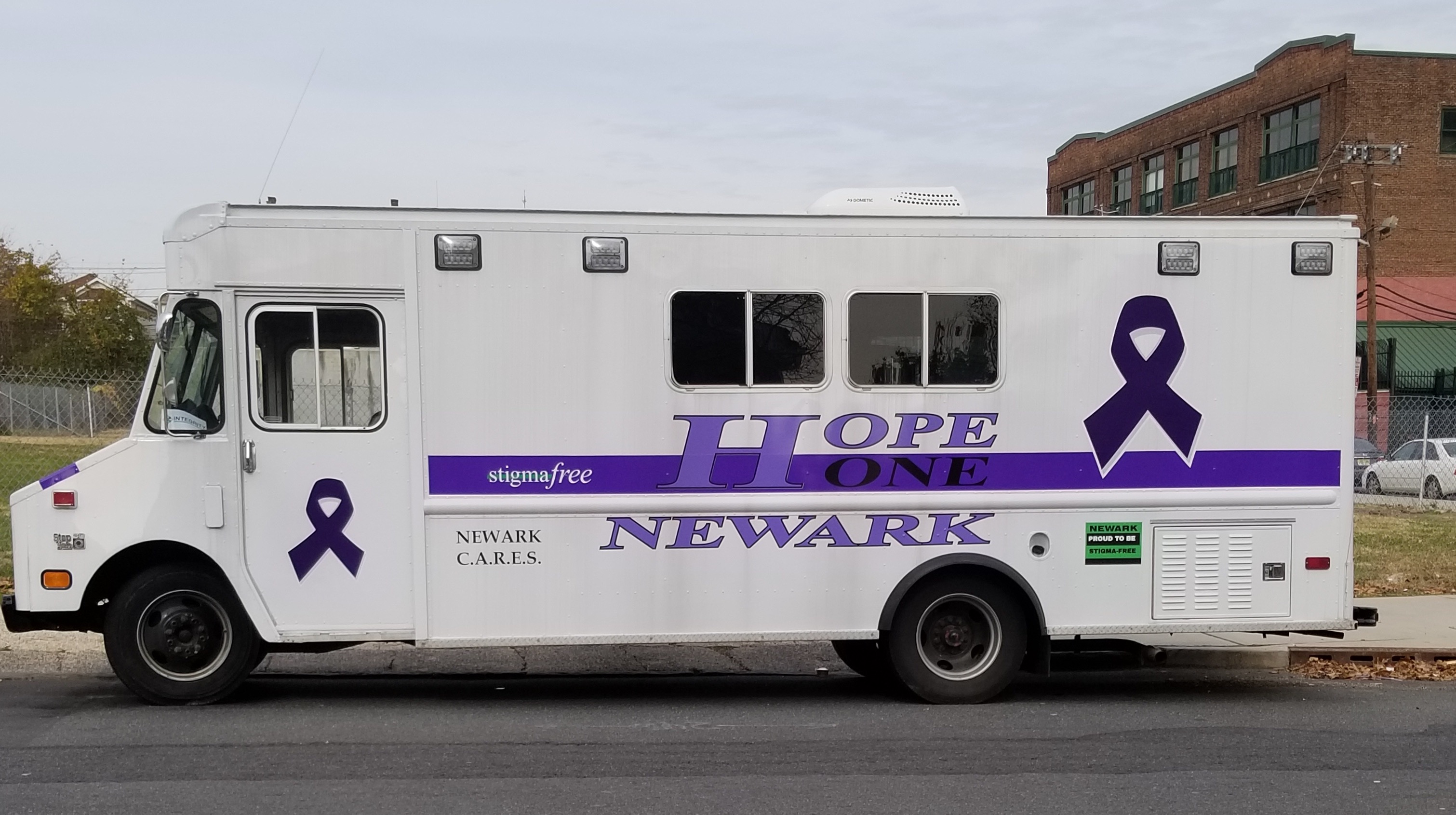 Hope One van brings relief to Newark streets Integrity House
