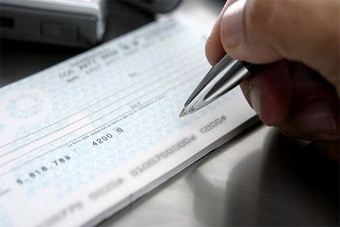 ¿Qué hago si no me pagan un cheque?