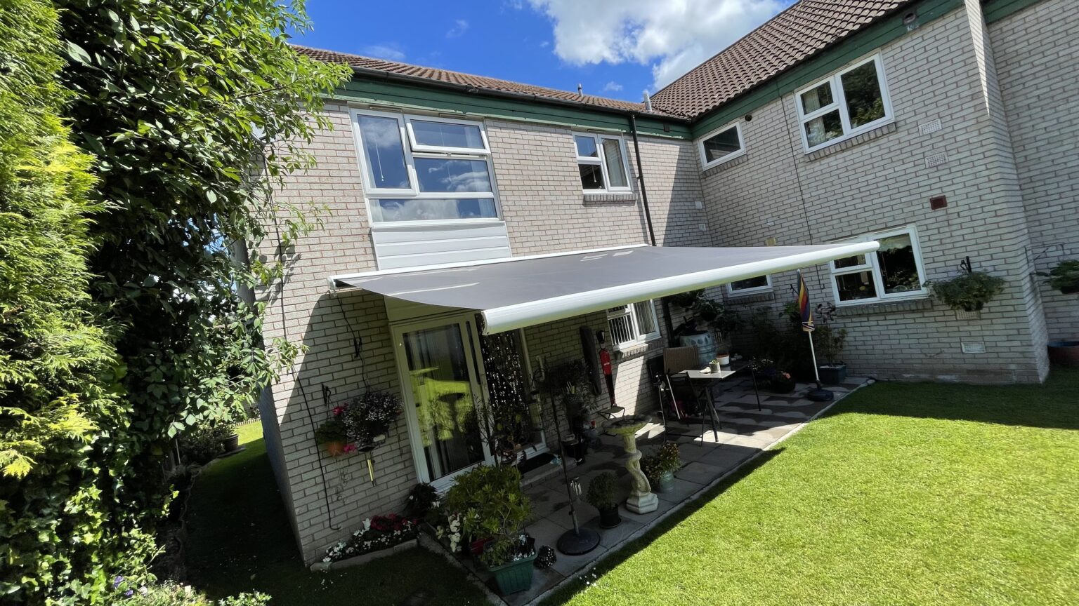 INT500Full Cassette Electric Motorised Patio Awnings Colour Grey