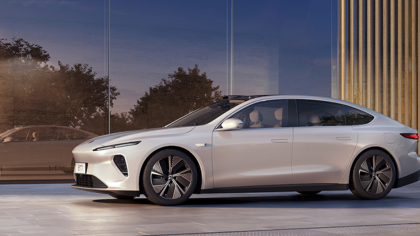 Chinese Tesla Rival NIO Debuts 600Mile Range Electric ET7 IE
