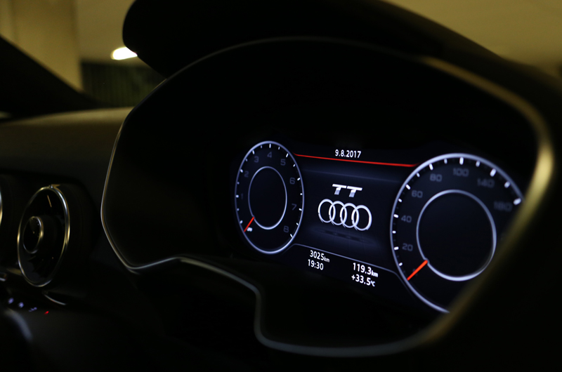 アウディTTのインプレッション。ドライブモード変更で車の性格はこう変わる Life in the FAST LANE.