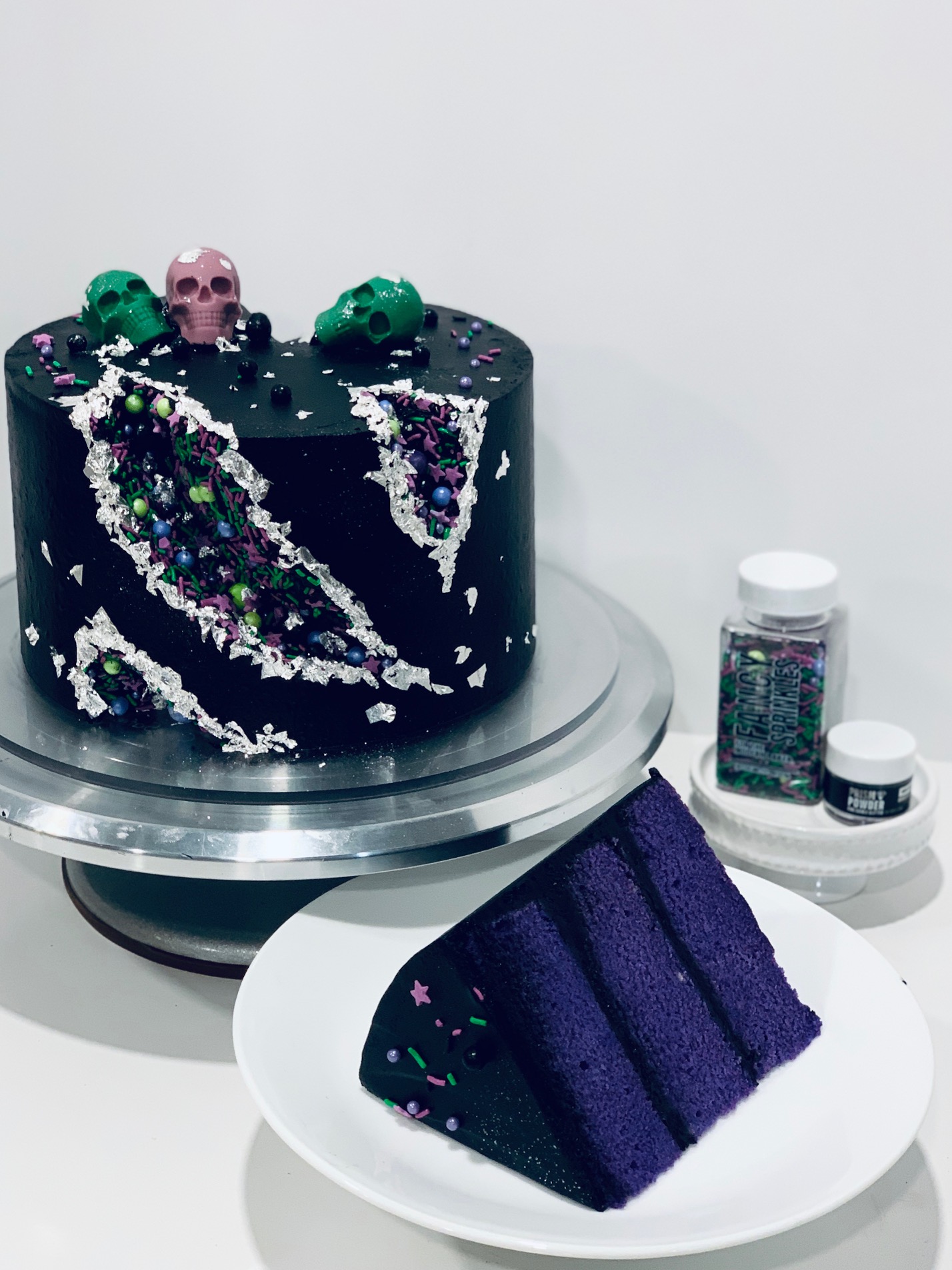 Halloween Sprinkle Geode Cake Intensive Cake Unit