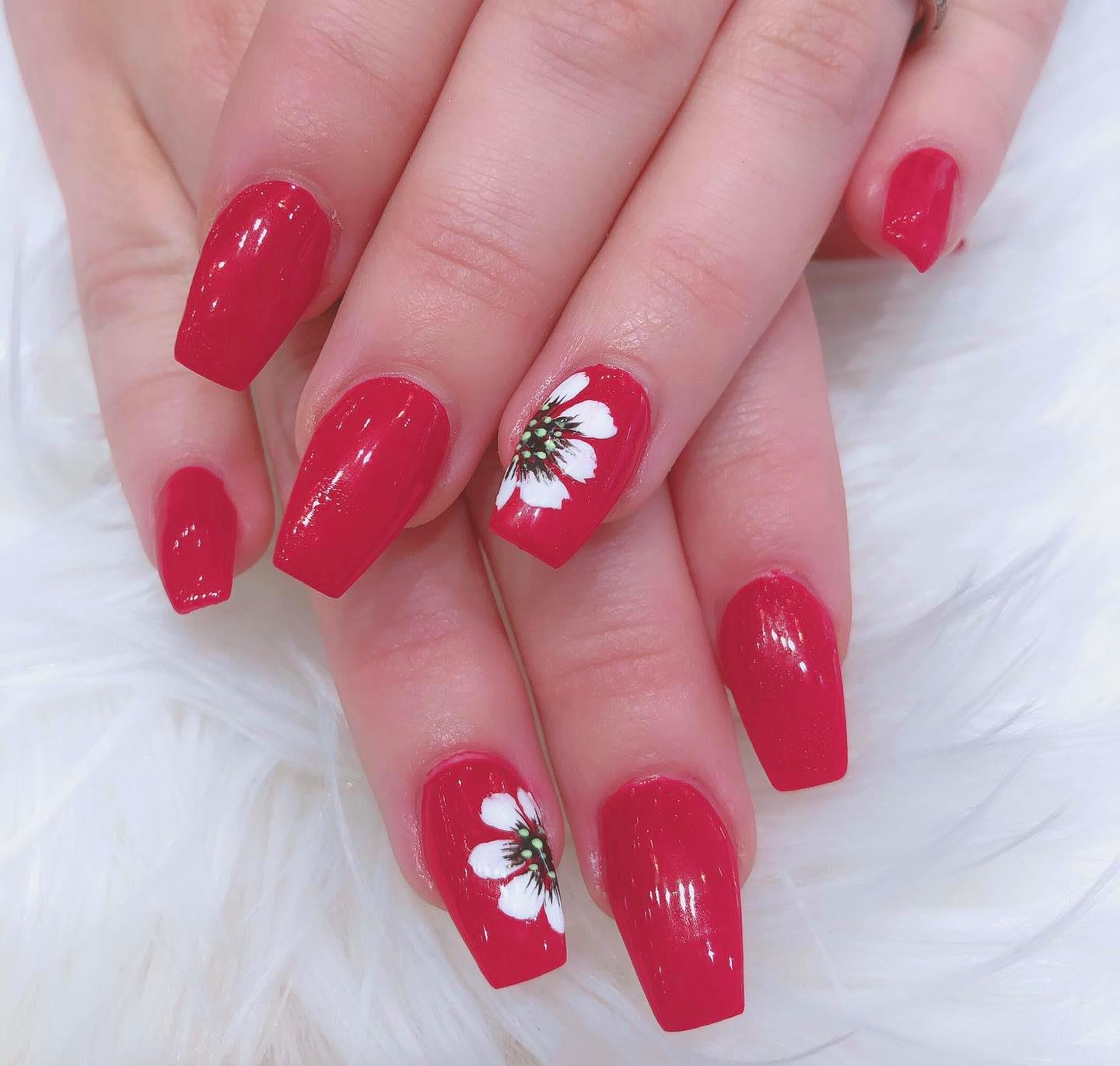 Splash Nail Bar Intentionalist