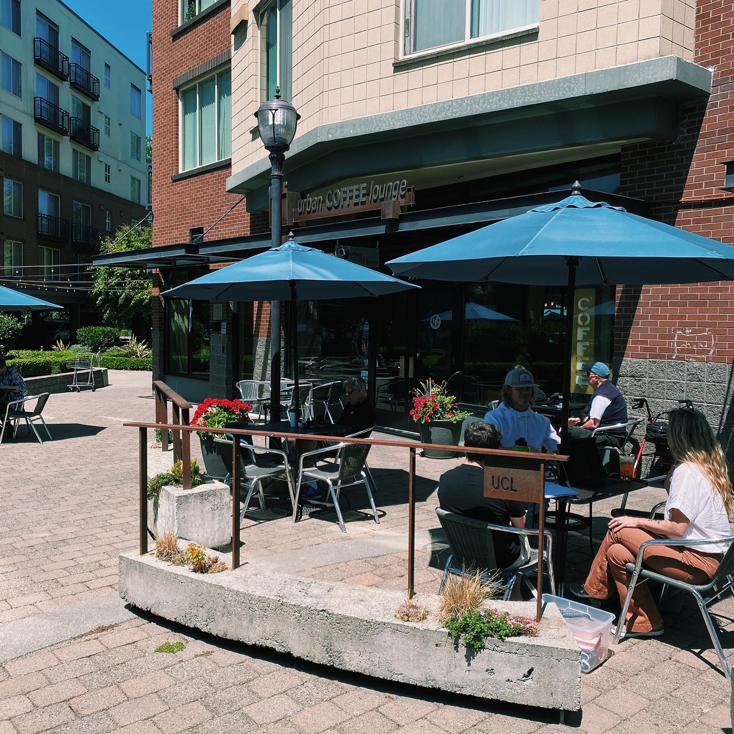 urban COFFEE lounge Intentionalist