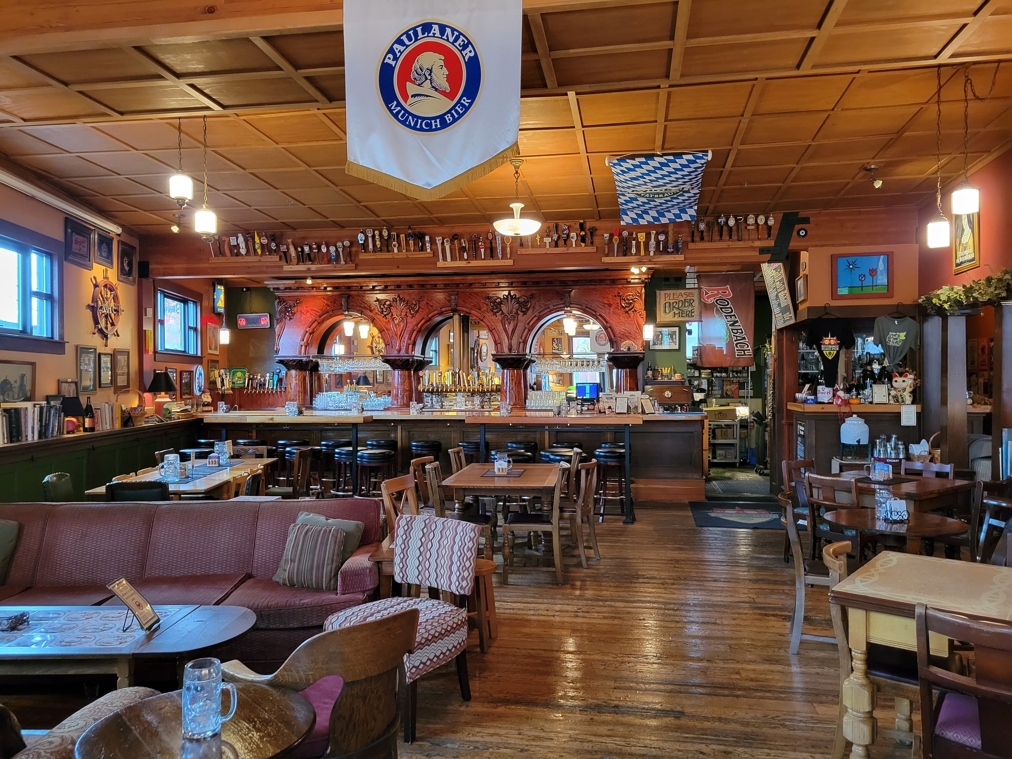 Beveridge Place Pub Intentionalist