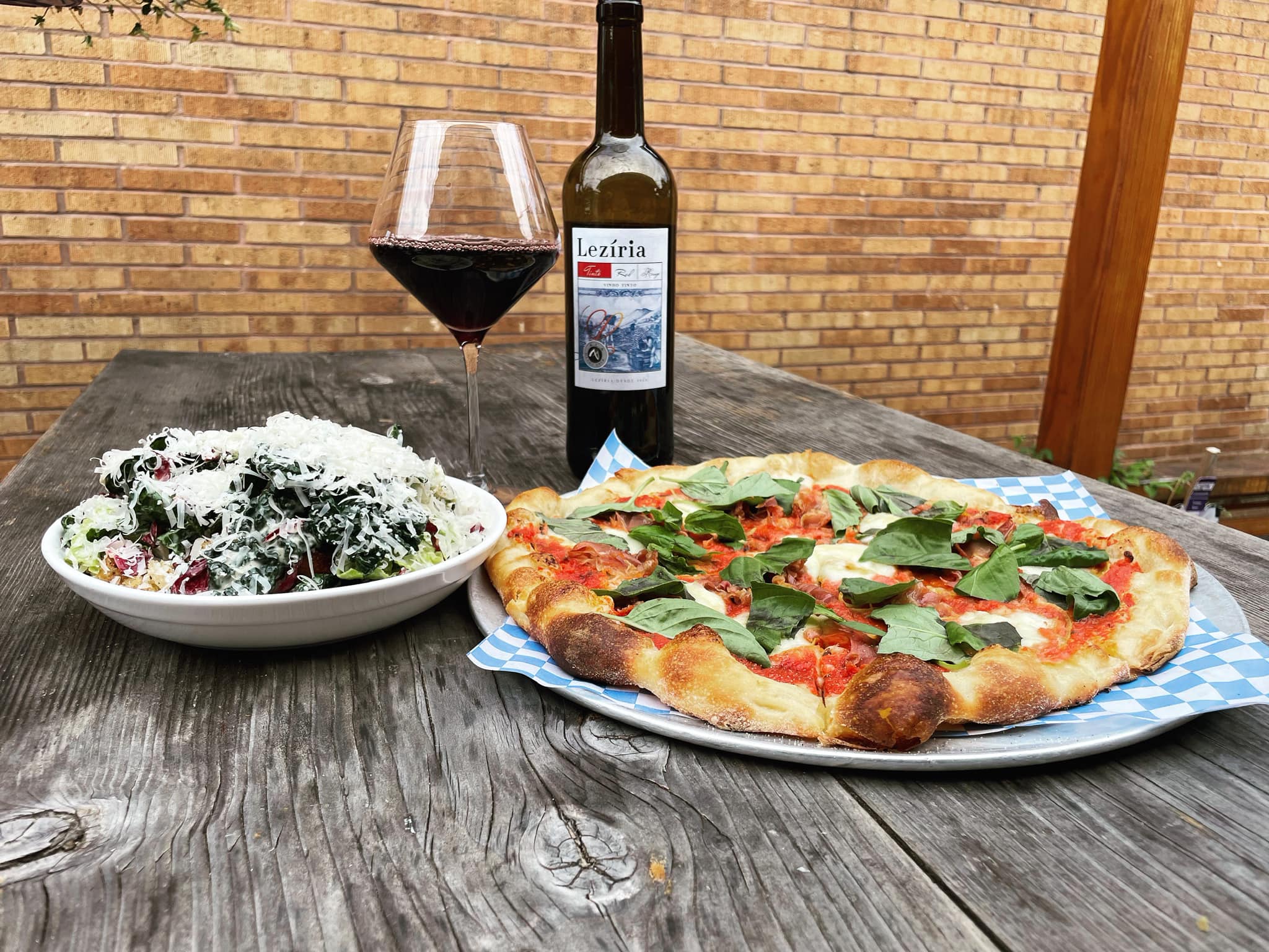 Le Petit Paquet Intentionalist