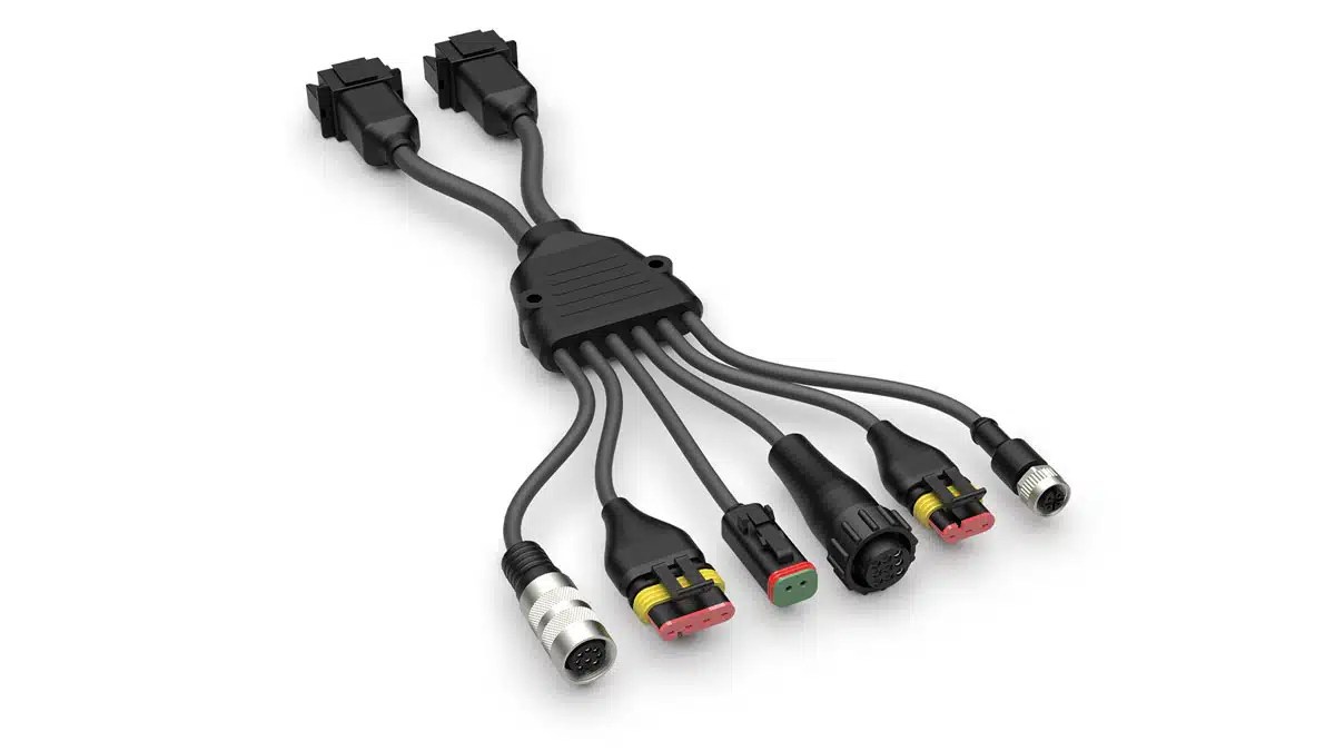 binder Offers Customized Connectivity for Mobile Machines