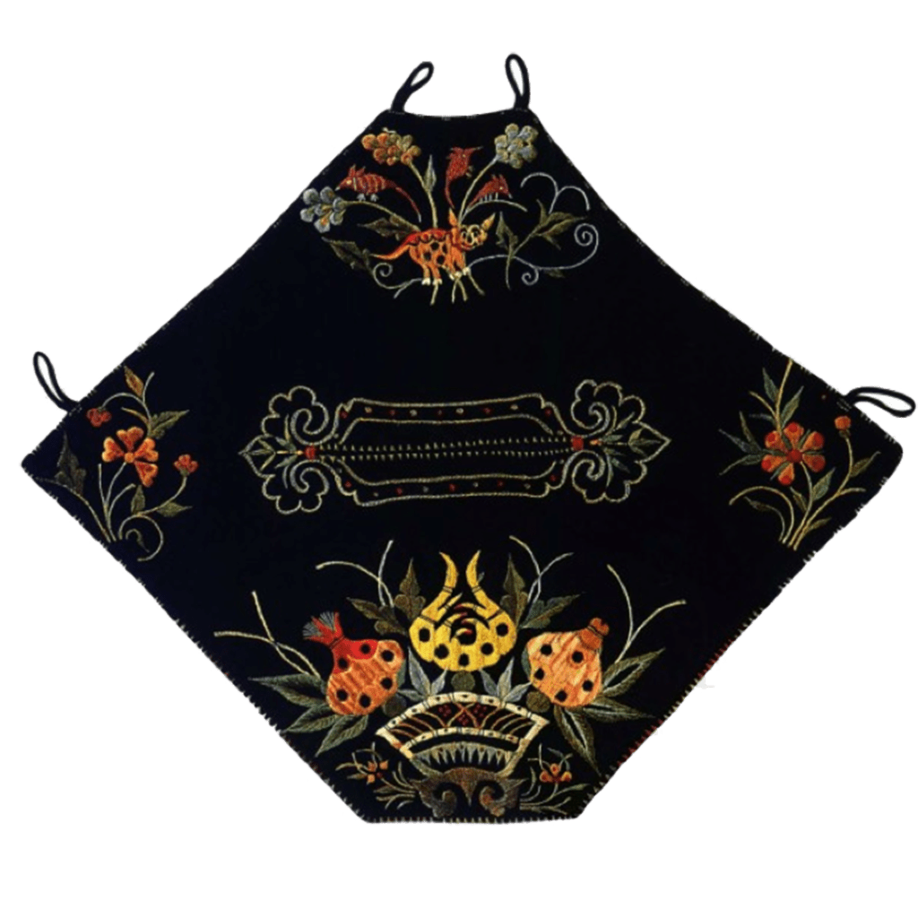 CHINESE LADY LINGERIE IN ANCIENT CHINA (3) The Connotations of Colour Interact China