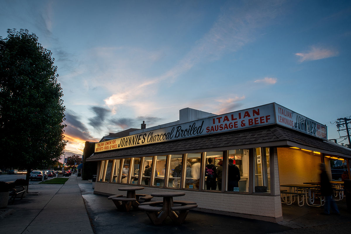 A Day in the Life of Italian Beef Favorite Johnnie’s Beef WTTW Chicago