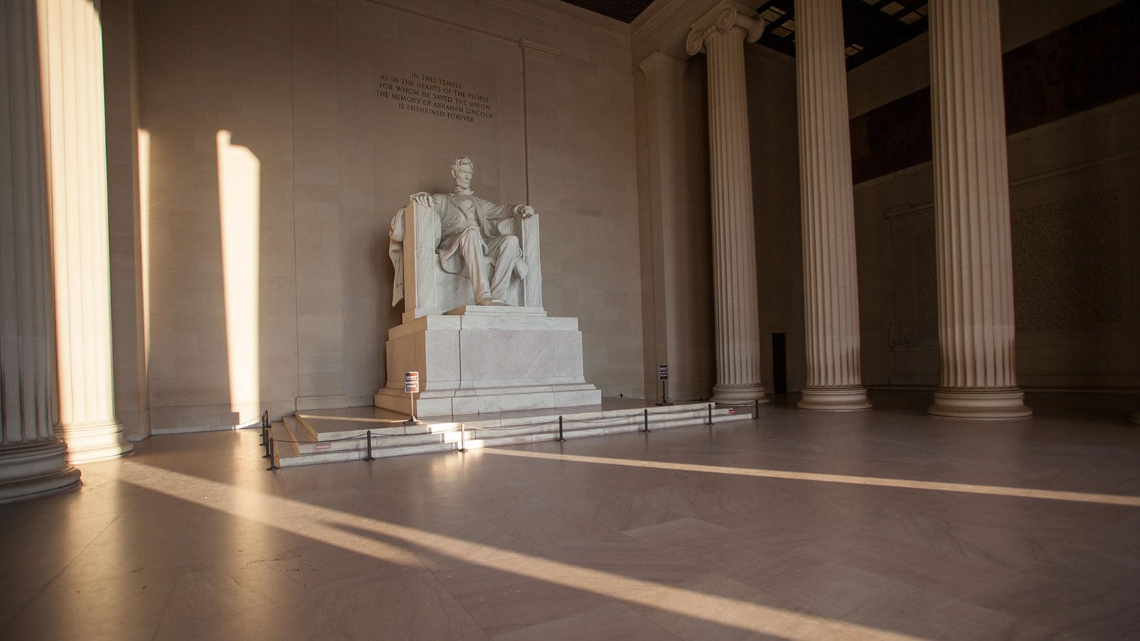 Lincoln Memorial WTTW Chicago