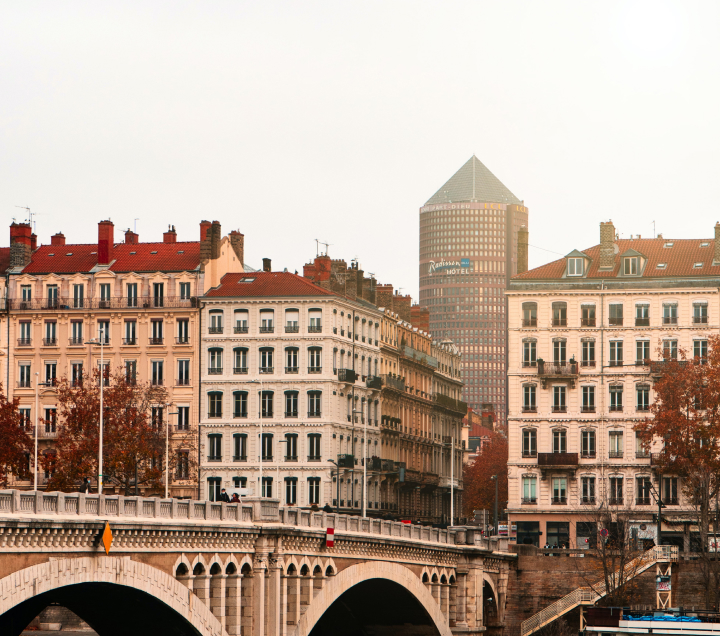 INTERFACE Votre Service Social Expertiser, Informer