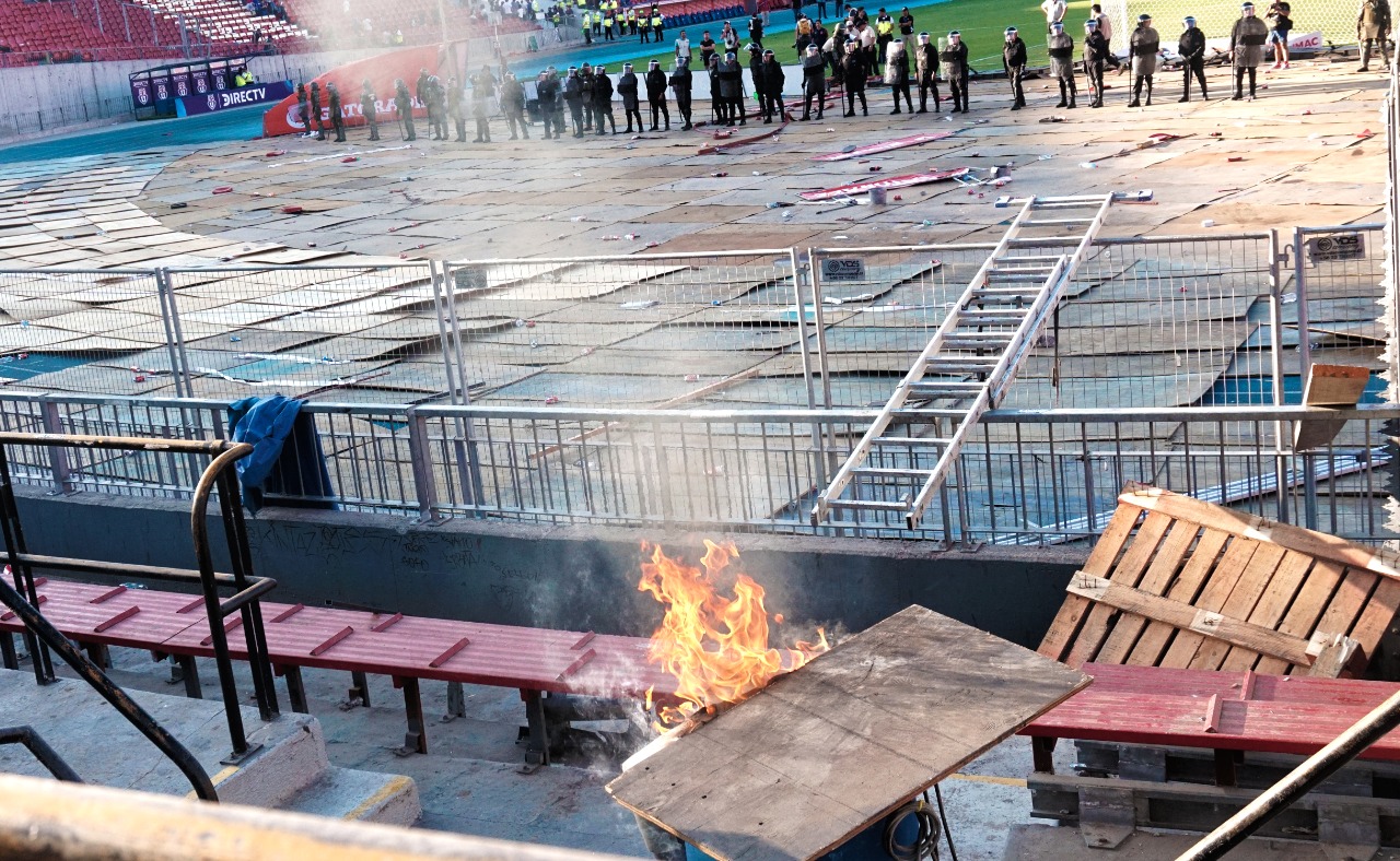 Partido de la “U” logra realizarse en medio de un fuerte operativo