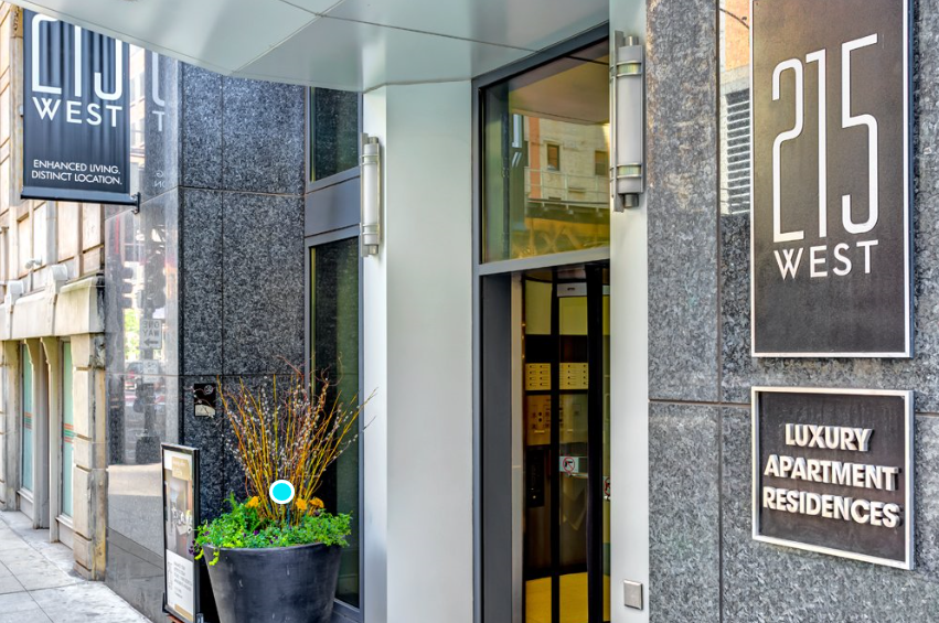 Furnished housing at 215 West Apartments, Chicago, Illinois Interim Homes