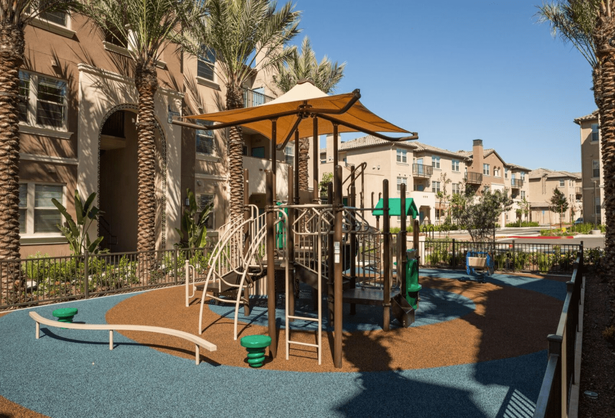 Solimar Apartments in Los Angeles Interim Homes