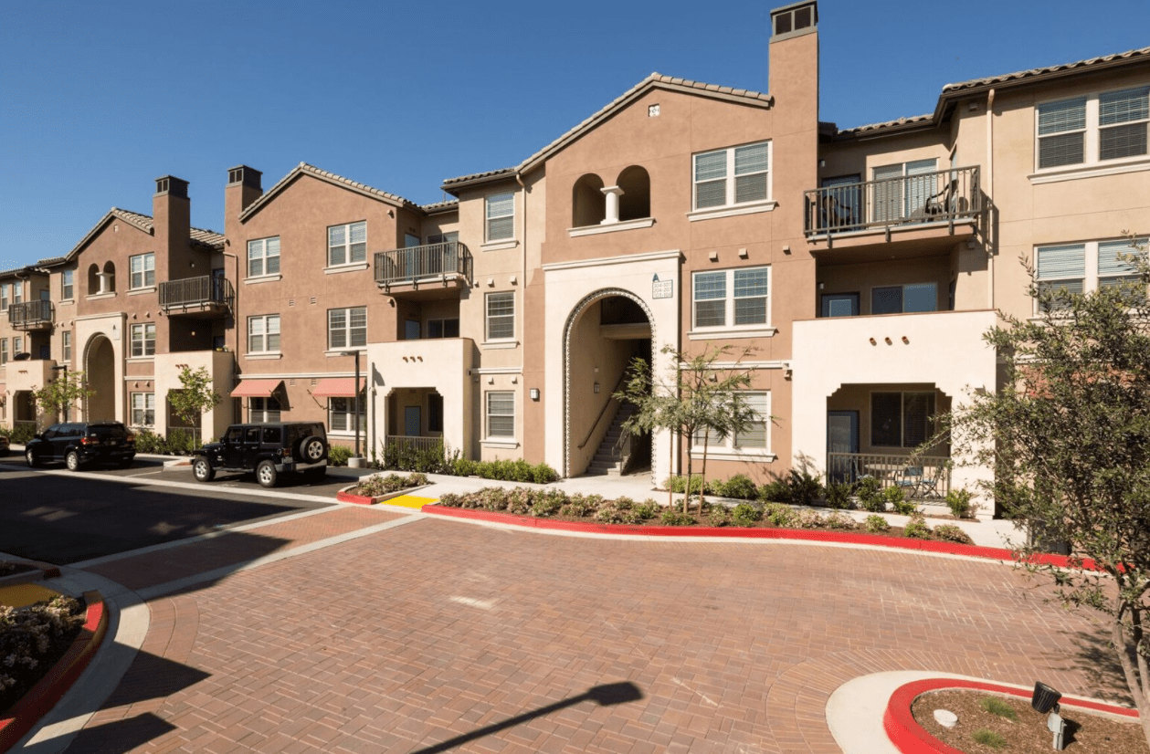 Solimar Apartments in Los Angeles Interim Homes