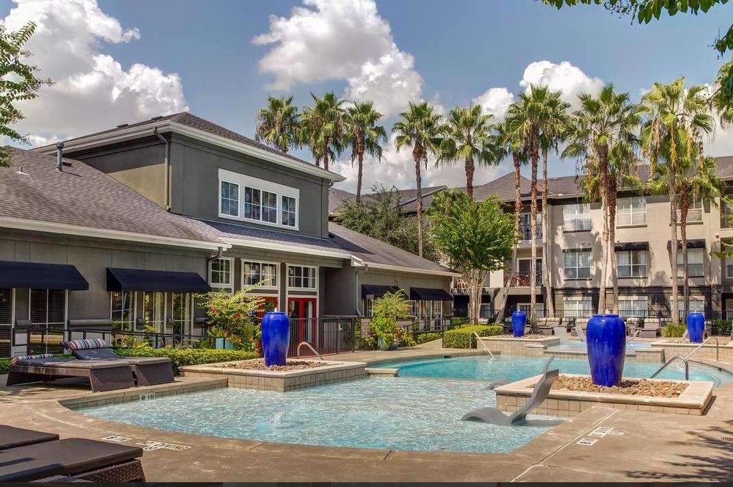 Estates at Memorial Heights Apartments