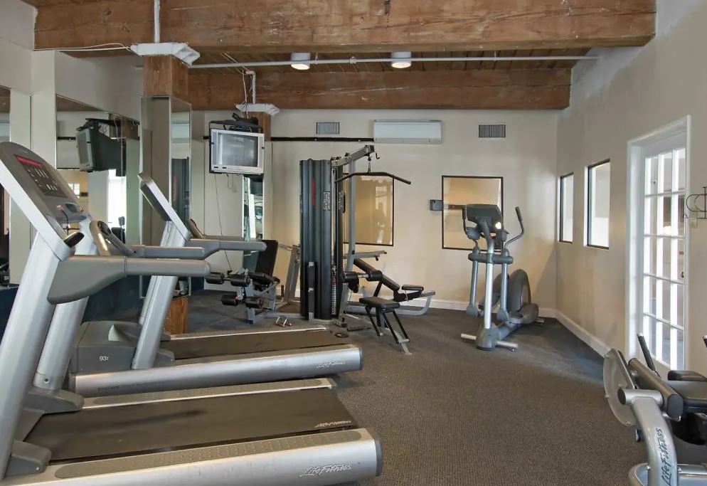 Sail Cloth Factory Apartments