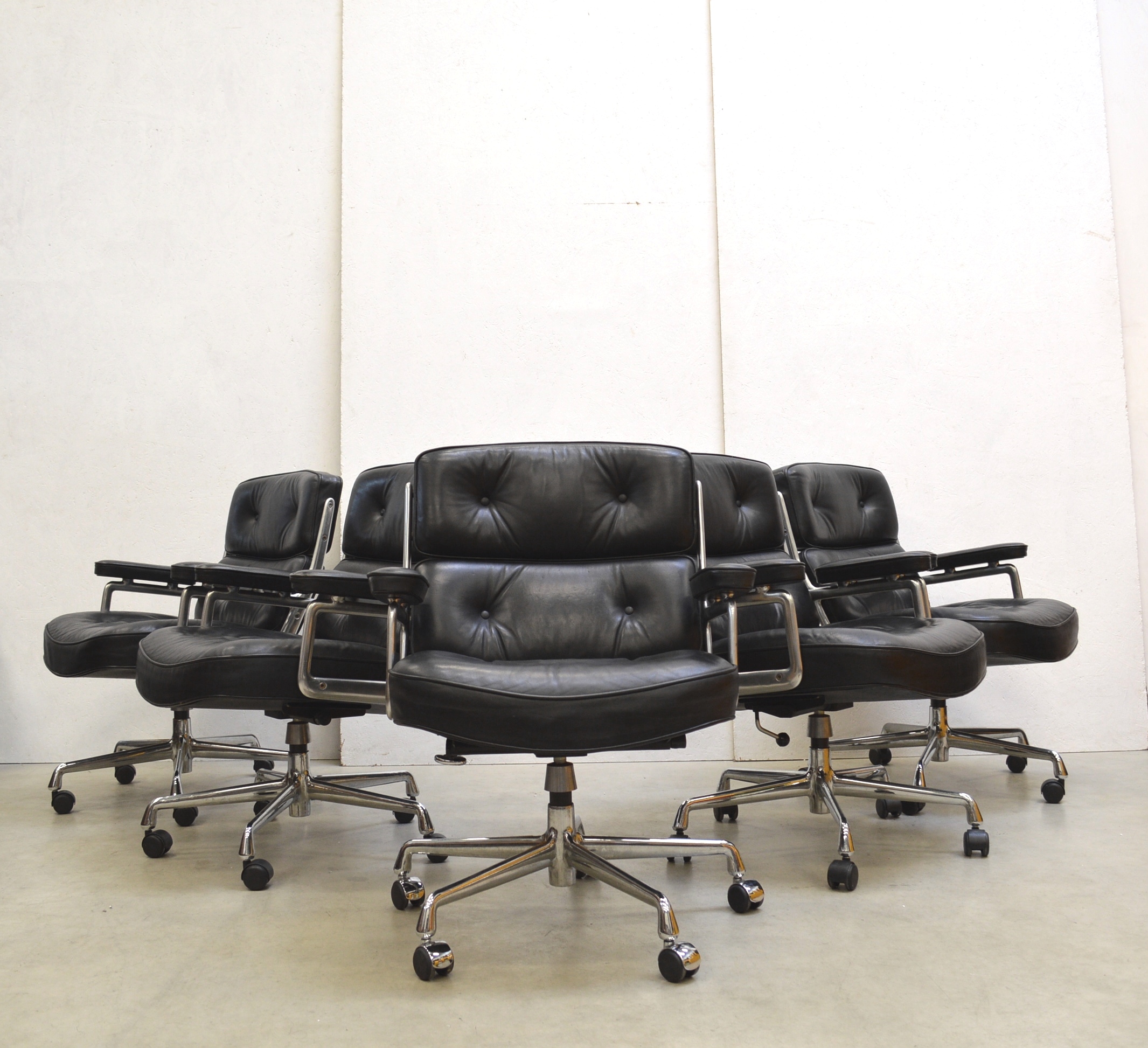 6x Vitra ES104 Lobby Office Chair by Charles Eames Interior Aksel