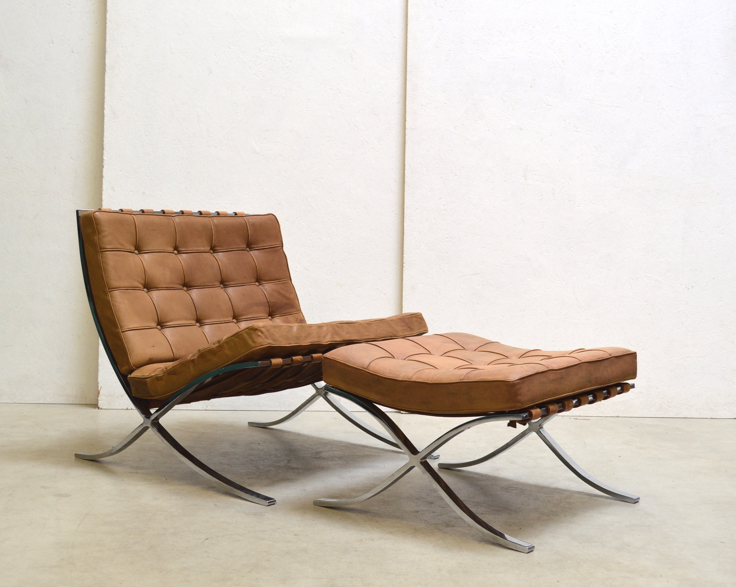 Vintage Cognac Barcelona Chair & Ottoman by Mies v. d. Rohe for Knoll