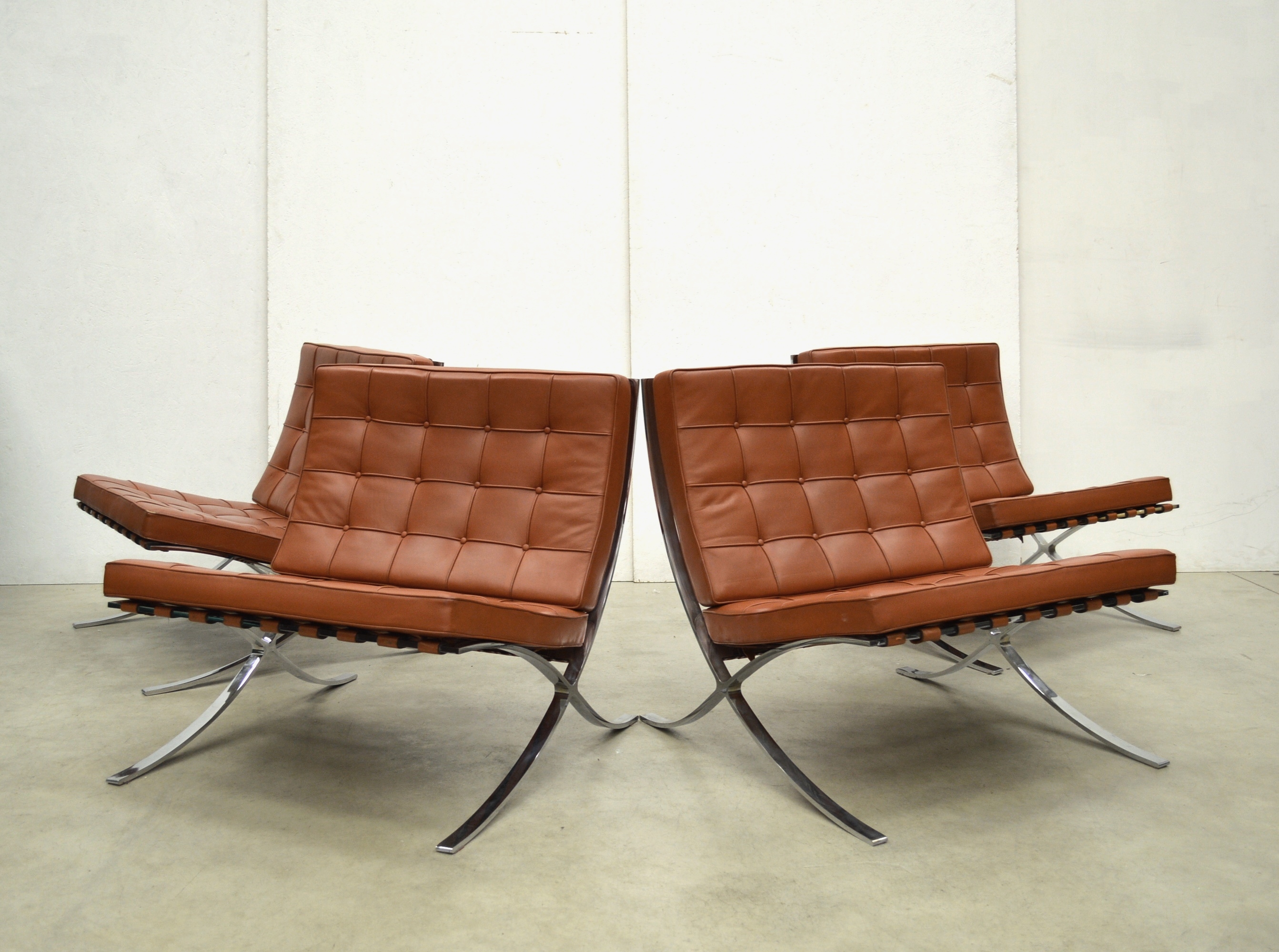 4x Vintage Cognac Barcelona Chair by Mies v. d. Rohe for Knoll 1980s Interior Aksel