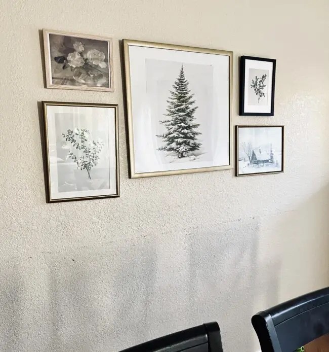 おしゃれなアートに囲まれたインテリアギャラリーウォール の作り方 Home & Design ノート