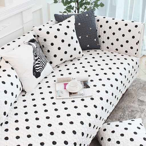 Inspirasi Desain Sarung Sofa Bed untuk Ruangan yang Minimalis dan