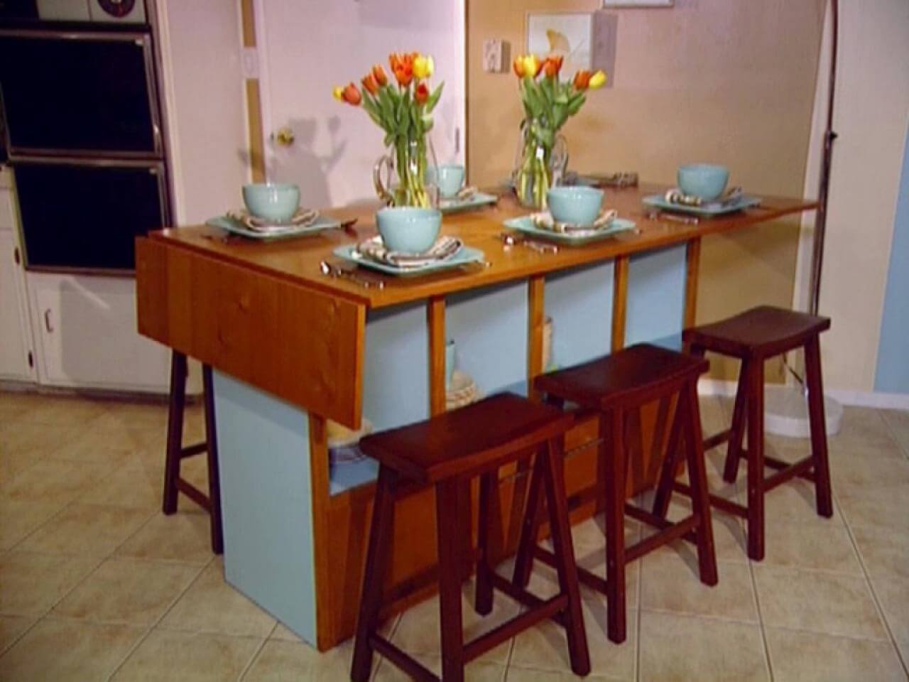 Kitchen Island are more practical than kitchen bars Interior Design