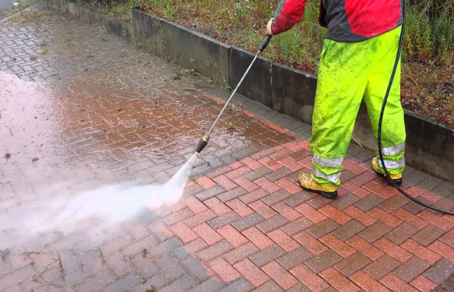 High Pressure Cleaner Gold Coast Best Drain Cleaning Gold Coast 2021